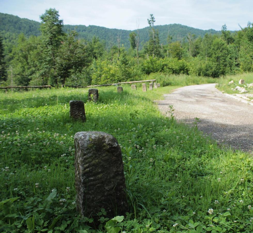 Bosco Delle Rune ..Un Angolo Di Paradiso Platischis Luaran gambar